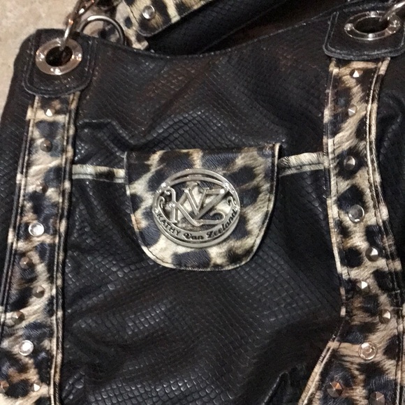 NEW UPDATED INFO!!KATHY VAN ZEELLAND PURSE/WALLET - Picture 3 of 8
